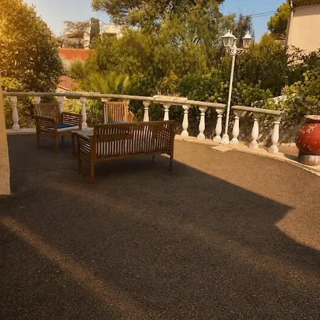 Apartment Pommes De Pin